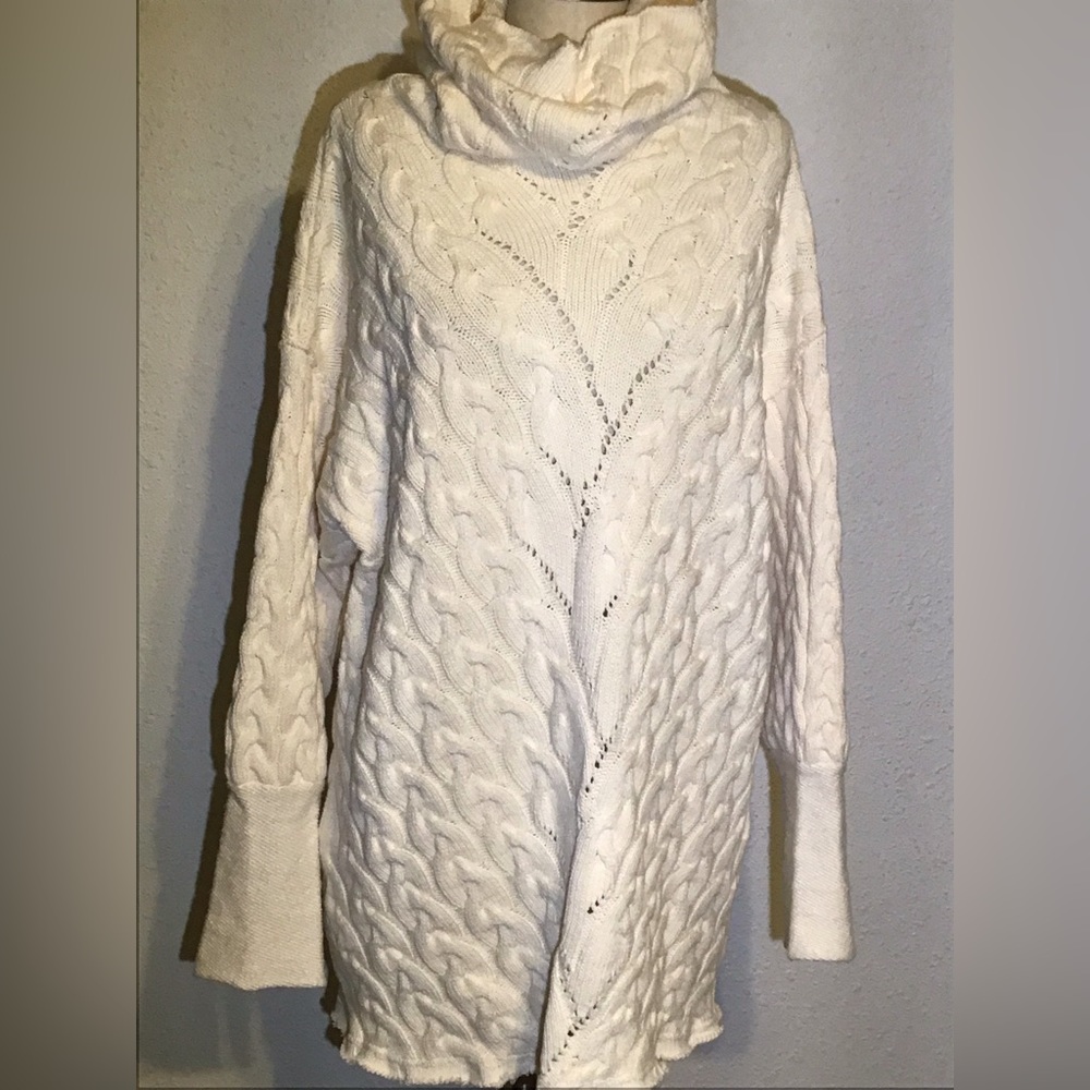 Free people high neck chunky knit sweaters small
